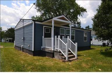 Main picture of 215 Elm St