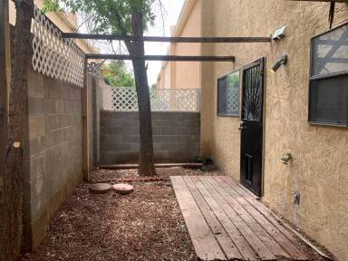 Main picture of 2812 Enebro St NE