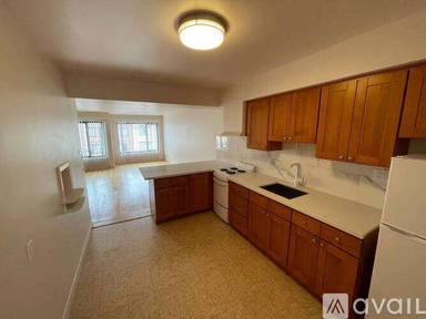 Main picture of 5540 California St