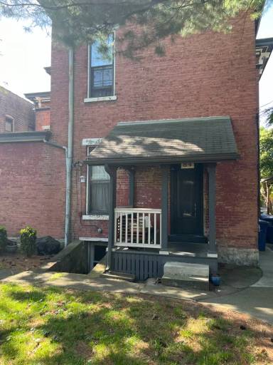 Main picture of 49 Price Ave