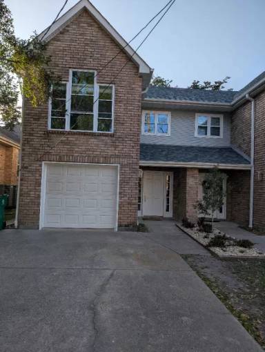 Main picture of 218 Phosphor Ave