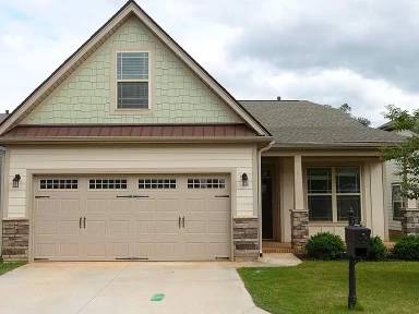 Main picture of 125 Bur Oak Dr