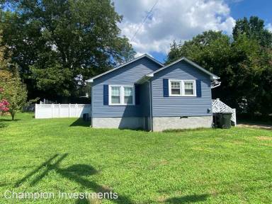 Main picture of 210 N Piedmont Ave