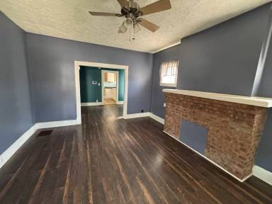 Main picture of 111 Paris Ave