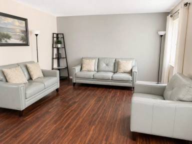 Main picture of 321 Ladera St