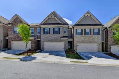 Main picture of 2607 Pearl Ridge Trce