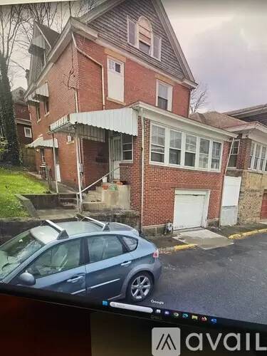 Main picture of 338 Pennsylvania Ave