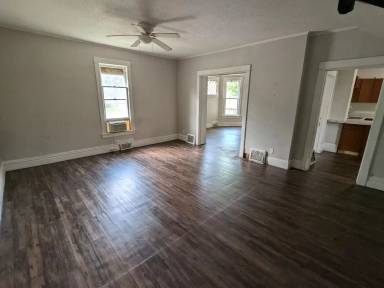 Main picture of 101 7th Ave SE