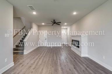 Main picture of 912 Cooksey Ct