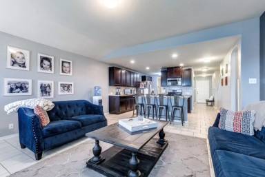 Main picture of 8842 Palmetto Fls