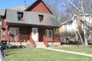 Main picture of 835 7th St NW