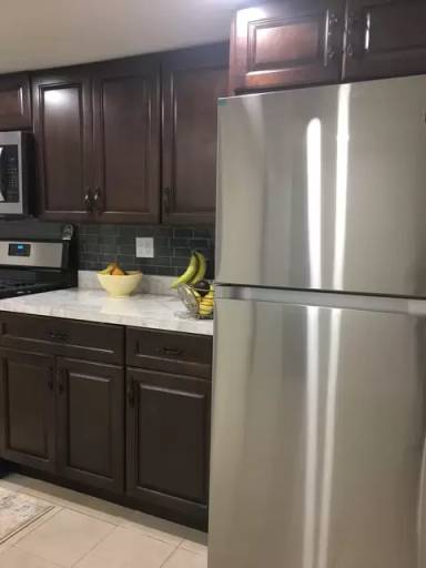 Main picture of 524 67th St