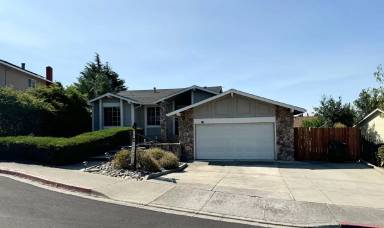 Main picture of 912 Coyote Ct