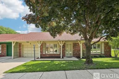 Main picture of 5 Woodacre Dr