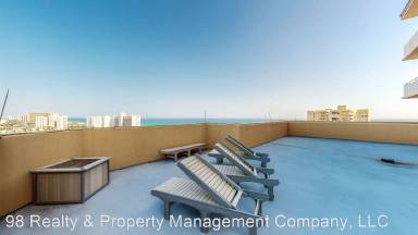 Main picture of 725 Gulf Shore Dr