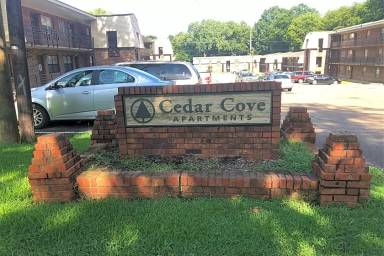 Main picture of marlin gardens apartments