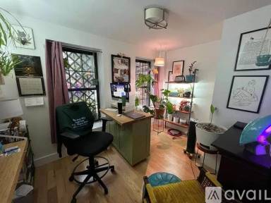 Main picture of 179 Pulaski St