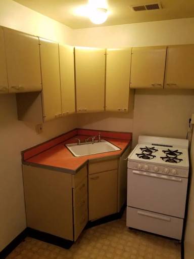 Main picture of 3875 N Humboldt Blvd