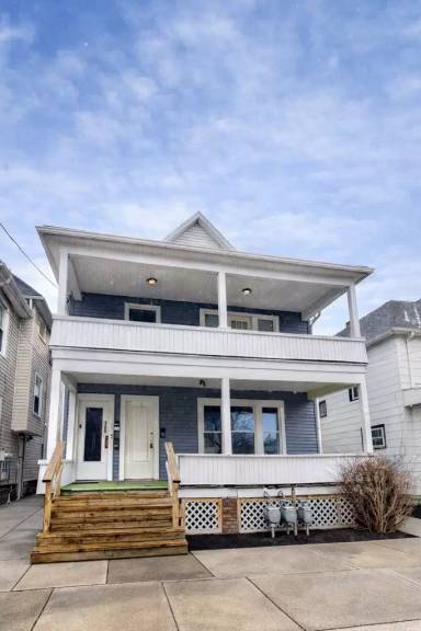 Main picture of 704 Liberty St