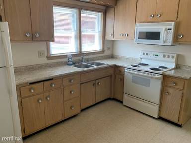 Main picture of 5615 N Mozart St