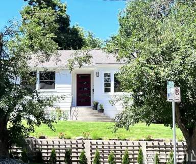 Main picture of 645 Highland Ave