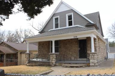 Main picture of 250 N Thorpe St