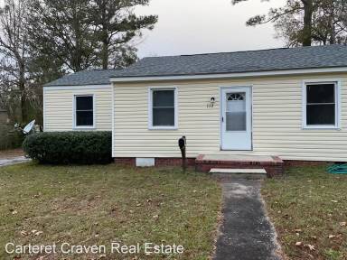 Main picture of 112 Kenneth Blvd