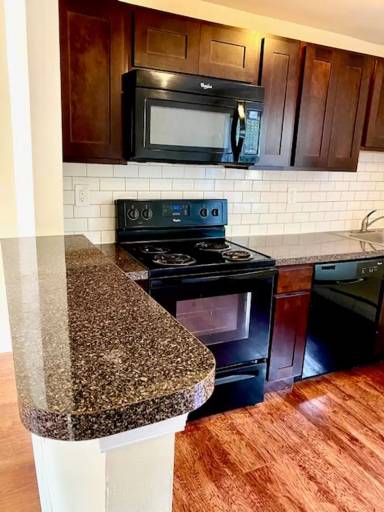 Main picture of 841 Chester Pike