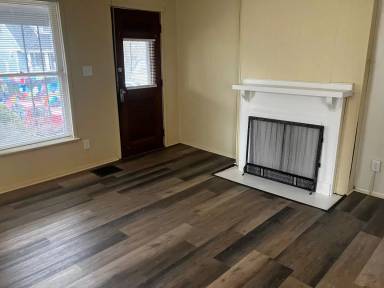 Main picture of 207 E Fairview Ave