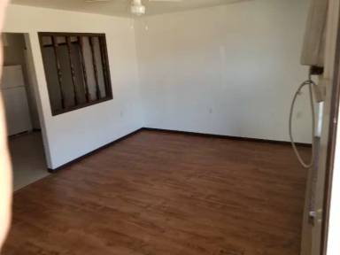 Main picture of 1102 W McPherson St
