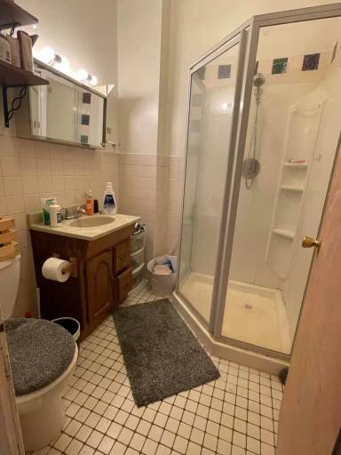 Main picture of 1216 State St