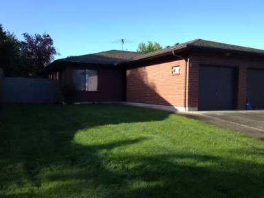Main picture of 1430 SW Hilary St