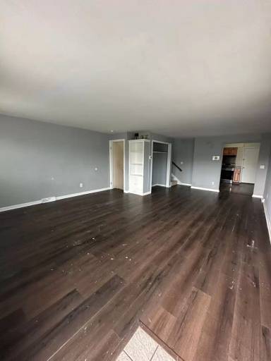 Main picture of 201 S Jackson St