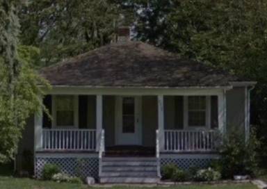 Main picture of 2419 Delaware Ave NW