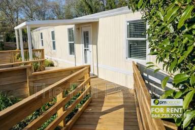 Main picture of 745 Country Club Rd