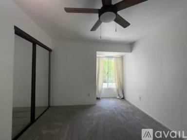 Main picture of 211 Stanford Ct