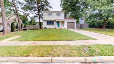 Main picture of 24 Fox Chase Dr