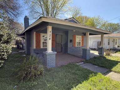 Main picture of 728 N Holmes St