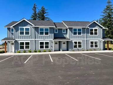 Main picture of 2267 Currant St