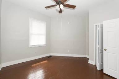 Main picture of 555 Rutledge Ave