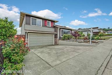 Main picture of 1721 Parkview Dr