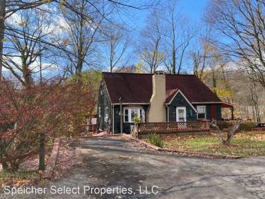 Main picture of 7 Celeste Dr