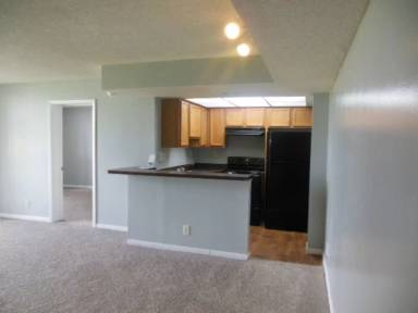 Main picture of 734 Executive Center Dr