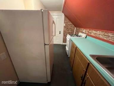 Main picture of 38 Tuttle St