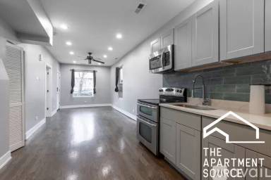 Main picture of 2839 W Wellington Ave