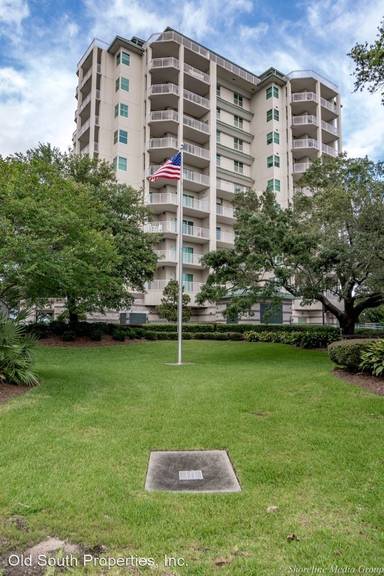 Main picture of 1700 Scenic Hwy