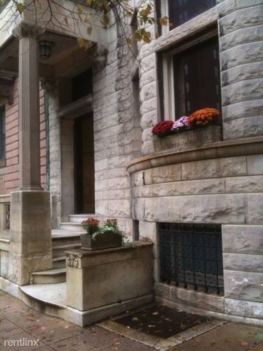 Main picture of 16 W Mount Vernon Pl