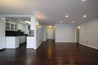 Main picture of 382 E California Blvd