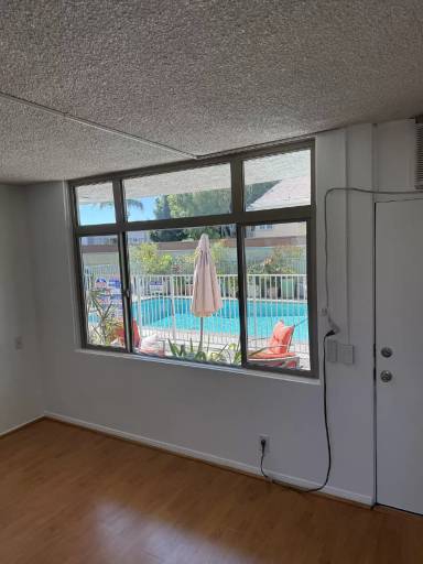 Main picture of 7205 Fountain Ave