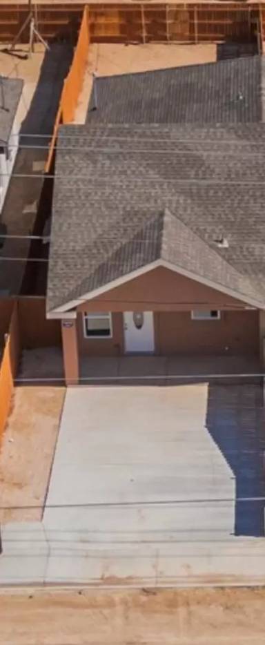 Main picture of 1016 N Eva